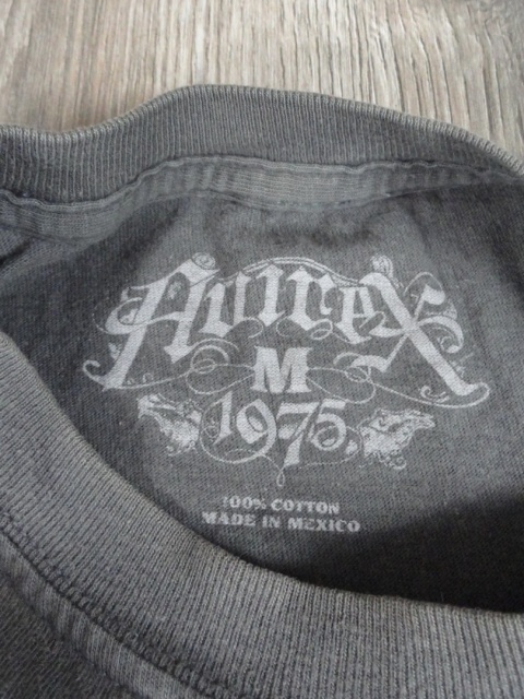 AVIREX t-shirt with skull 2000s