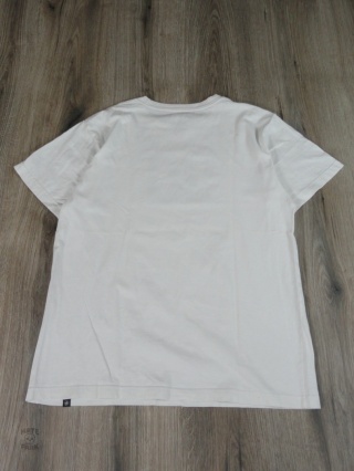 DC shoes t-shirt logo