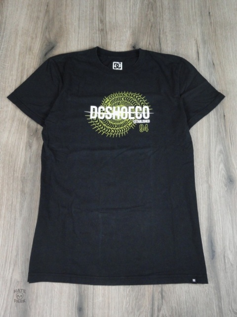 DC shoes t-shirt tribal