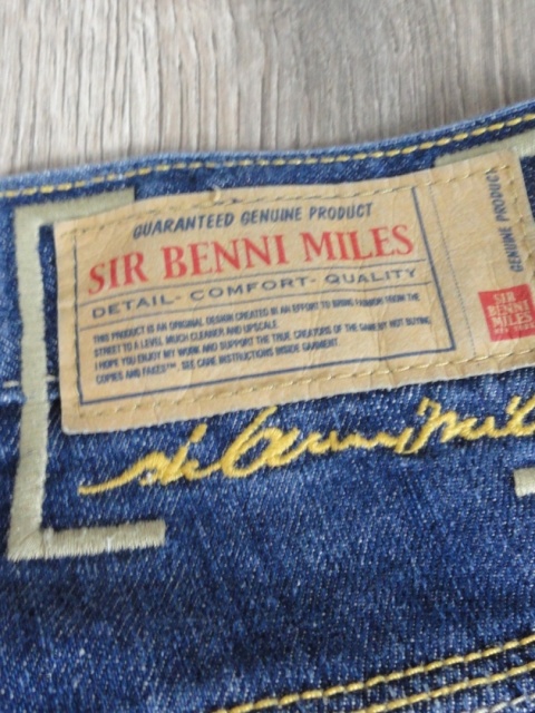 Sir benni miles jorts z haftem 2000s baggy