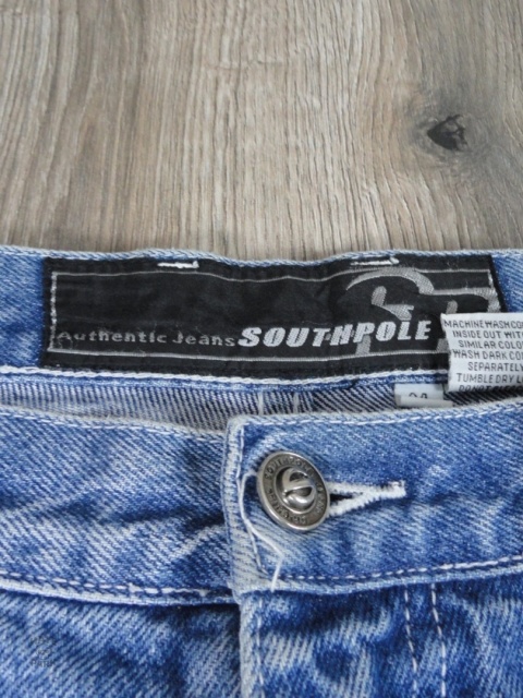 Southpole jorts z haftem 2000s baggy