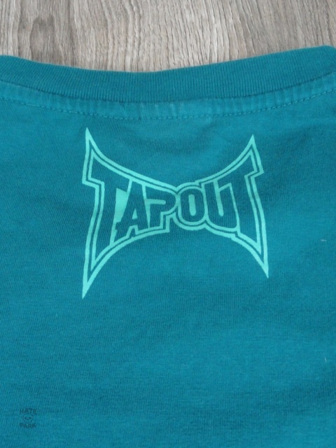 Tapout koszulka z czaszką w drucie kolczastym