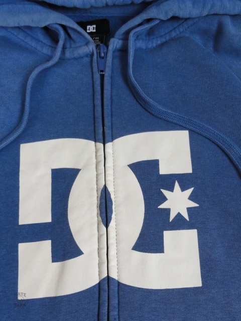 DC shoes zip hoodie