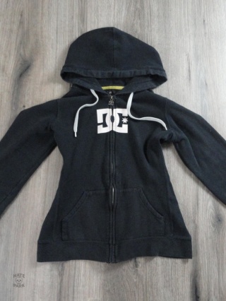 DC shoes zip hoodie