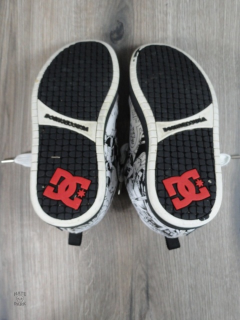 DC shoes x Marvel Deadpool court graffik skate shoes chunky 2022