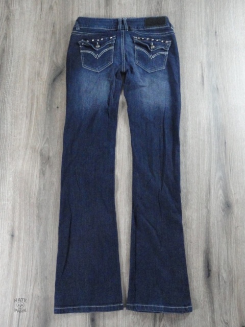 Low rise jeans 2000s
