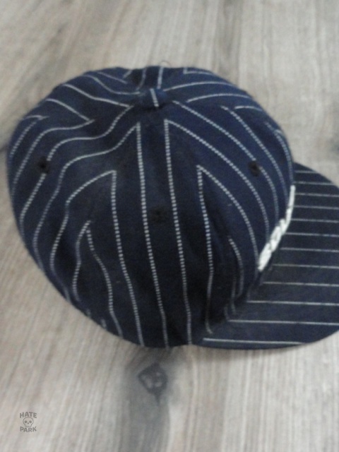 Southpole full cap 7 1/2 cream tab vintage 2000s