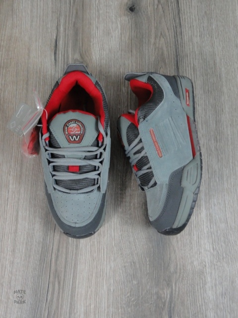 Wishot czołgi skate buty chunky 2000s vintage